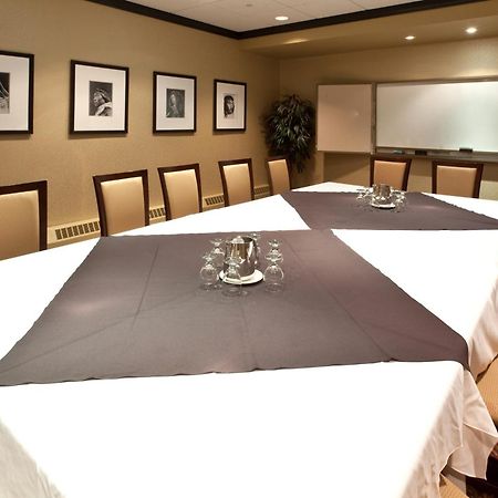 The Frobisher Inn Iqaluit Bagian luar foto
