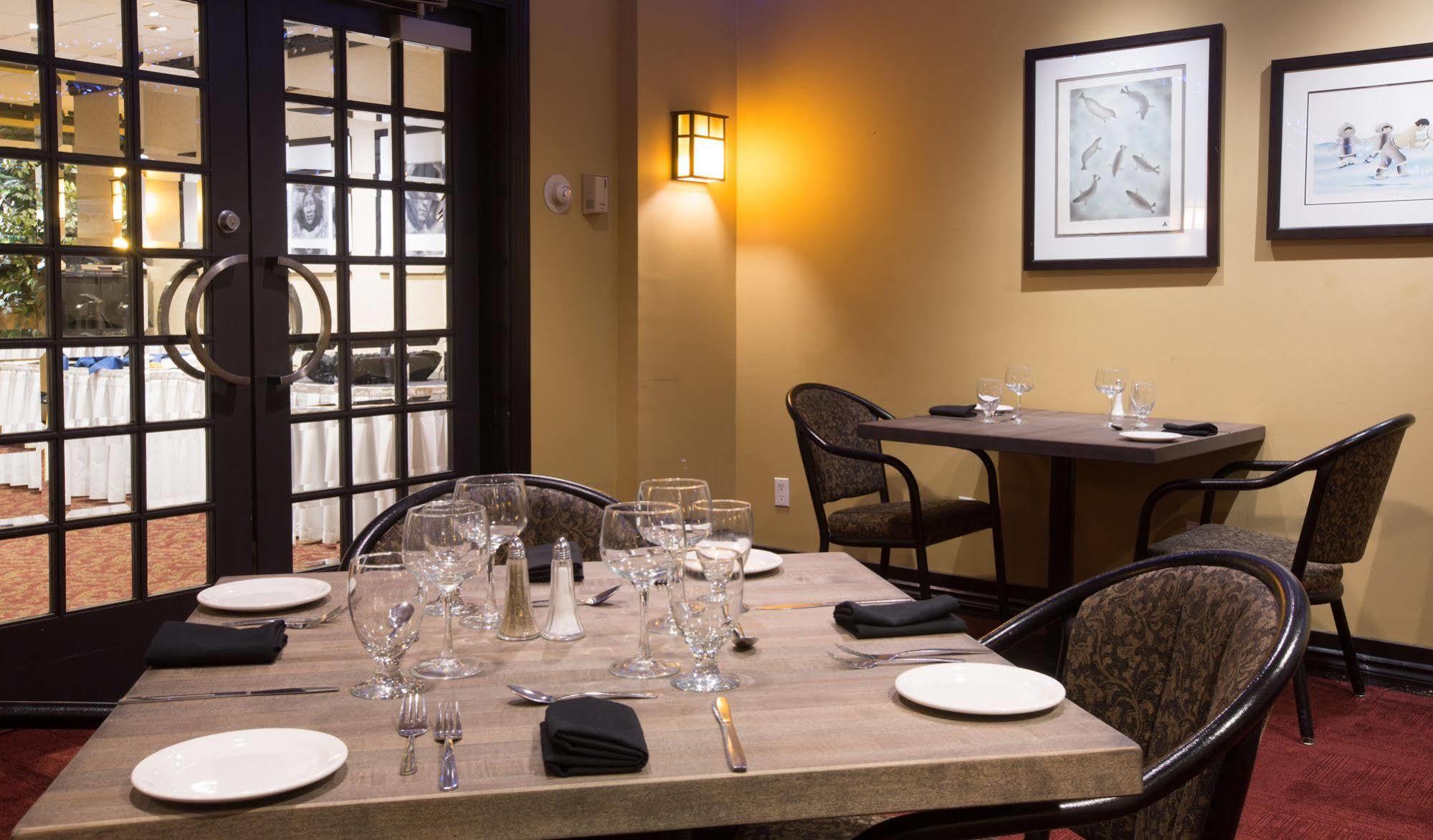 The Frobisher Inn Iqaluit Bagian luar foto